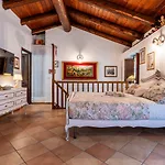 La Meira Di Lucia