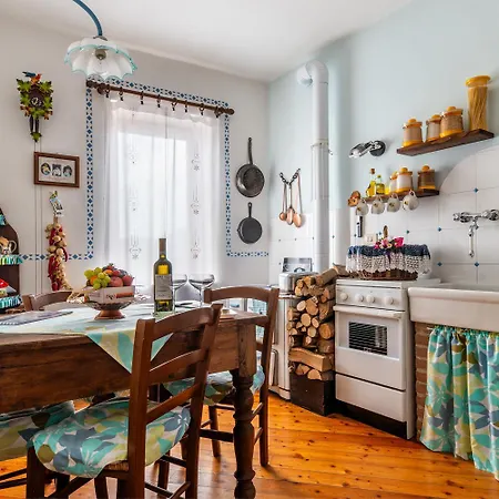 La Meira Di Lucia Rossana